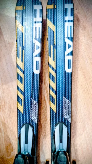 Esquís HEAD i. C 300 177 cm.