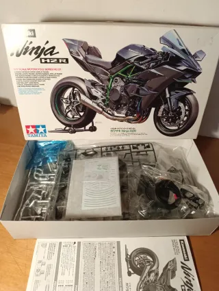 Tamiya moto 1/12