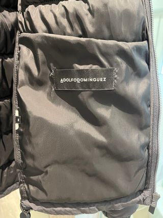 Chaqueta acolchada Adolfo Domínguez gris