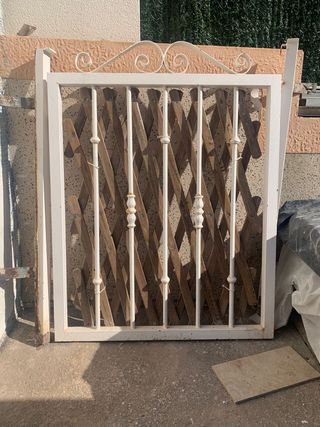 Puerta hierro calle 100x95