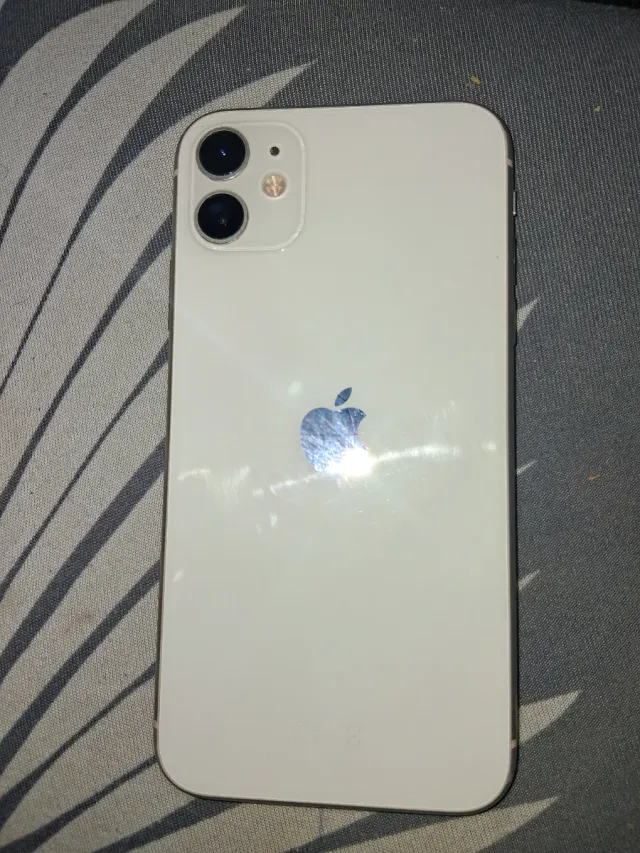 iPhone 11 128GB