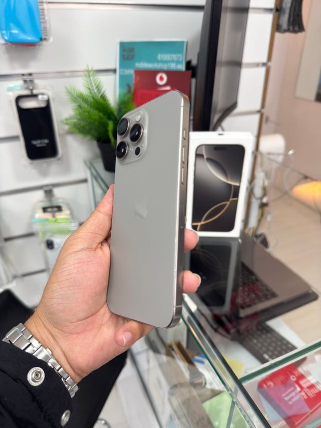 iPhone 16 Pro Max 256GB bianco