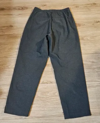 Pantalones Uniqlo Gris