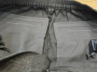 Pantalones Uniqlo Gris