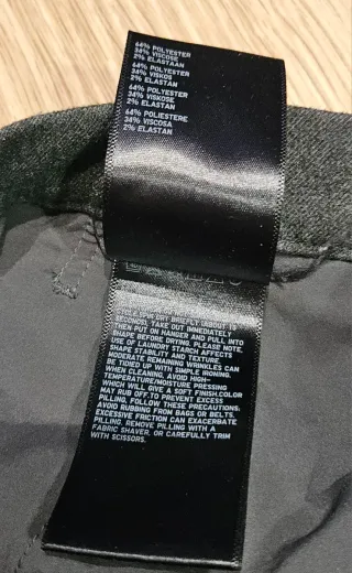 Pantalones Uniqlo Gris