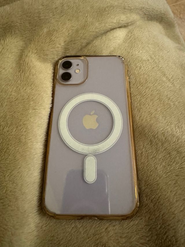 iPhone 11 Viola