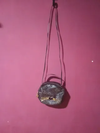 Bolso redondo gato con brillos