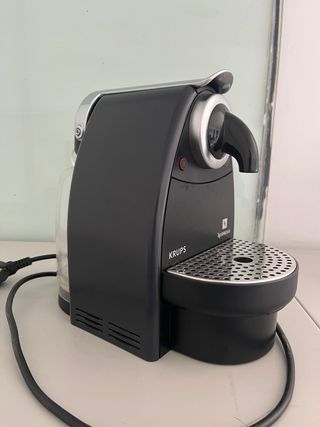 Cafetera Nespresso Krups Negra