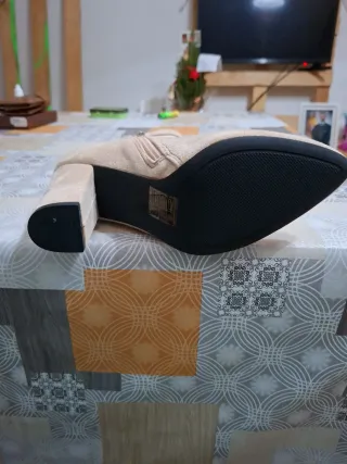 Botas nuevas sin estrenar