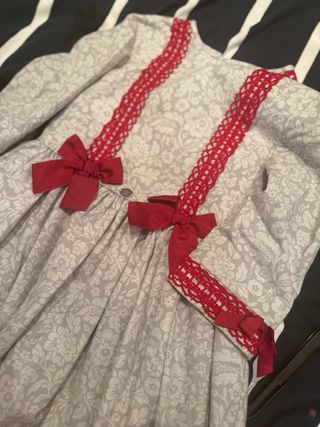 Vestido niña floral rojo y gris