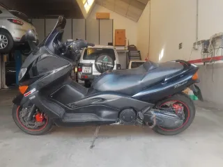 Yamaha TMAX