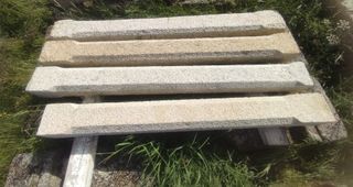 Columnas Rústicas de Granito