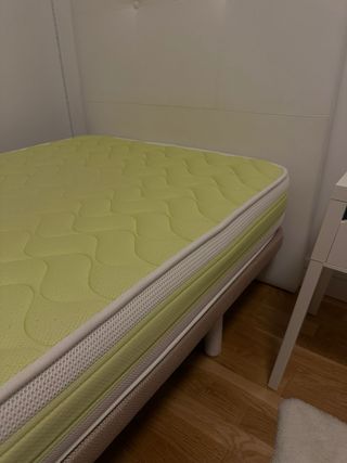 Cama individual: base y colchón (opción cabecero)