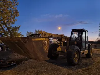 Caterpillar TH62 Telescópica