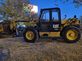 Caterpillar TH62 Telescópica