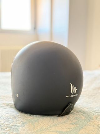 Casco Retro MT Helmets Tipo Jet Negro