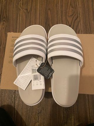 Chanclas Adidas plataforma blancas talla 40