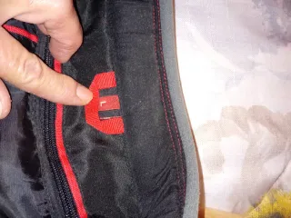 Traje y guantes de moto mujer