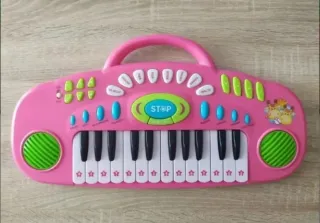 Piano infantil 47 cm