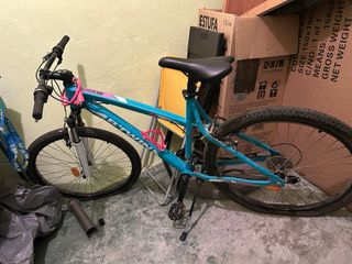 Bicicleta BTWIN azul y rosa