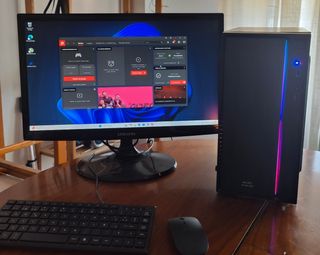 PC Gaming Navidad Xeon(i7) RX570 8GB 16GB RAM