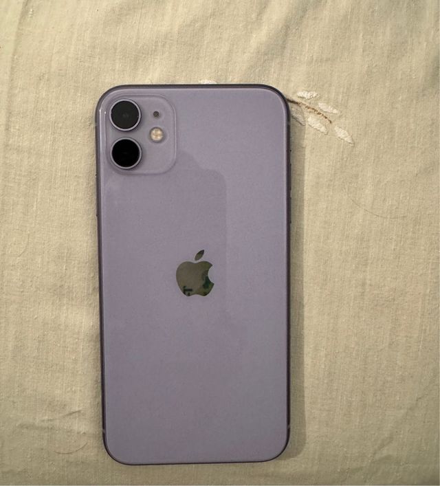 iPhone 11 Viola