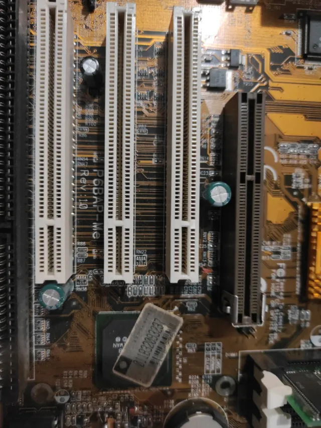 Scheda madre ECS P6BAP-Me microATX 37-