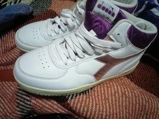 Scarpe Diadora alte bianche e viola
