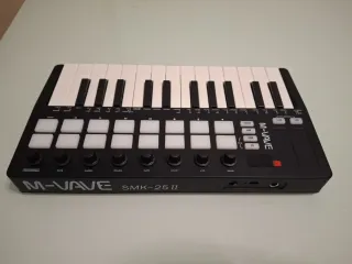 Controlador MIDI M-VAVE SMK 25 II.