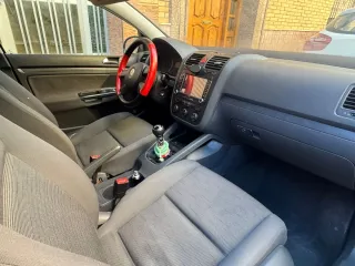 Volkswagen Golf 2005