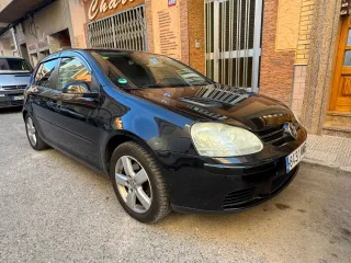Volkswagen Golf 2005