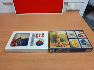 SET SUPPLEMENTARE DI INGRANAGGI LEGO 812 (1974)