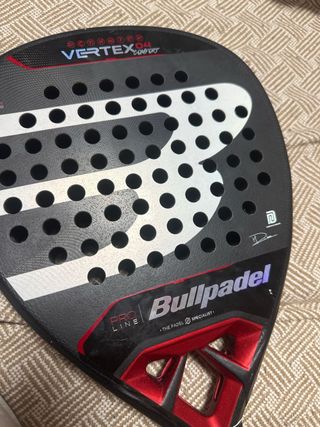 Pala Bullpadel Vertex 04 Comfort