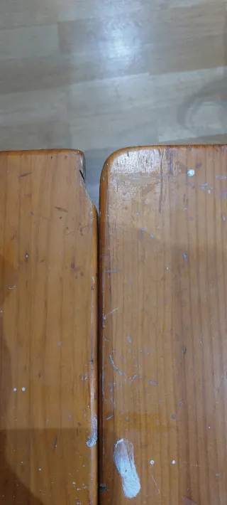 Taburetes de madera (2 unidades)