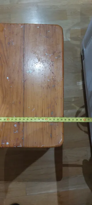 Taburetes de madera (2 unidades)