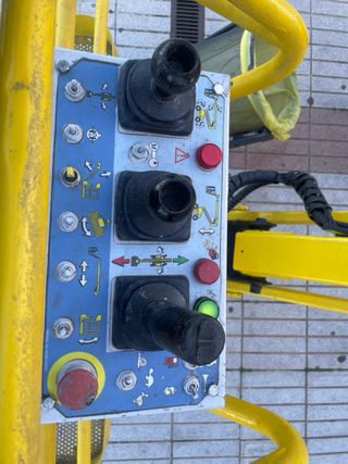 Plataforma Elevadora Haulotte HA 20PX