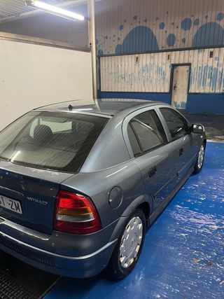 Opel Astra 2000