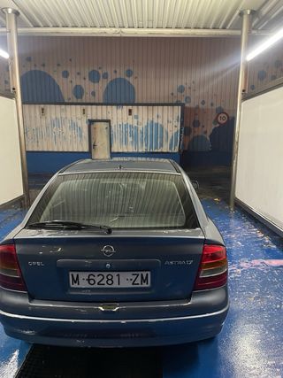 Opel Astra 2000