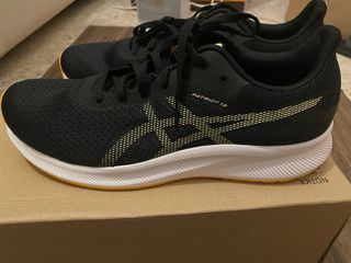 Zapatillas ASICS Patriot 13 Negras y Amarillas