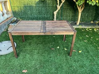 Mesa y 4 Sillas Jardín más mesita Baja ybanco