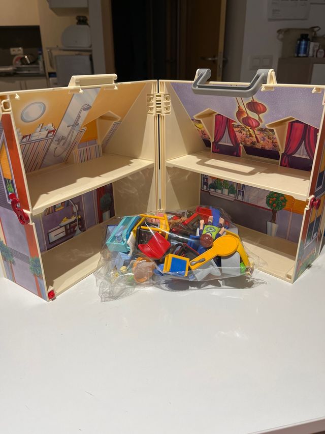 Playmobil Casa delle Bambole in Valigetta
