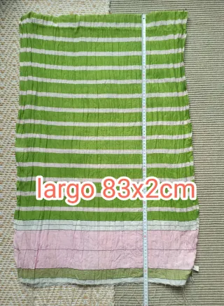 Pañuelo de rayas verde y rosa