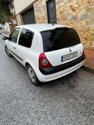 Renault Clio 2005