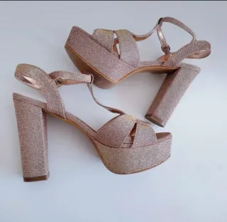 Sandalias fiesta color champán talla 36