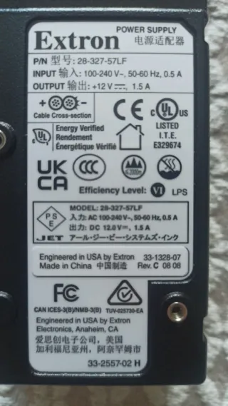 Fuente de alimentación Extron Negro.