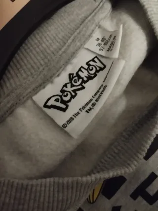 Sudadera Pikachu