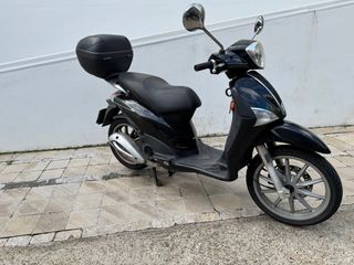 Piaggio Liberty 125 Negra