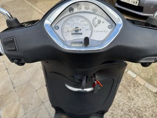 Piaggio Liberty 125 Negra