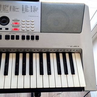 Teclado Piano Electrónico Yamaha PSR-E413 + pie, f