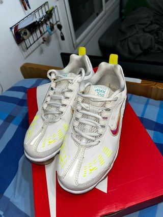 Nike Vapormax 360 Blanco y Amarillo